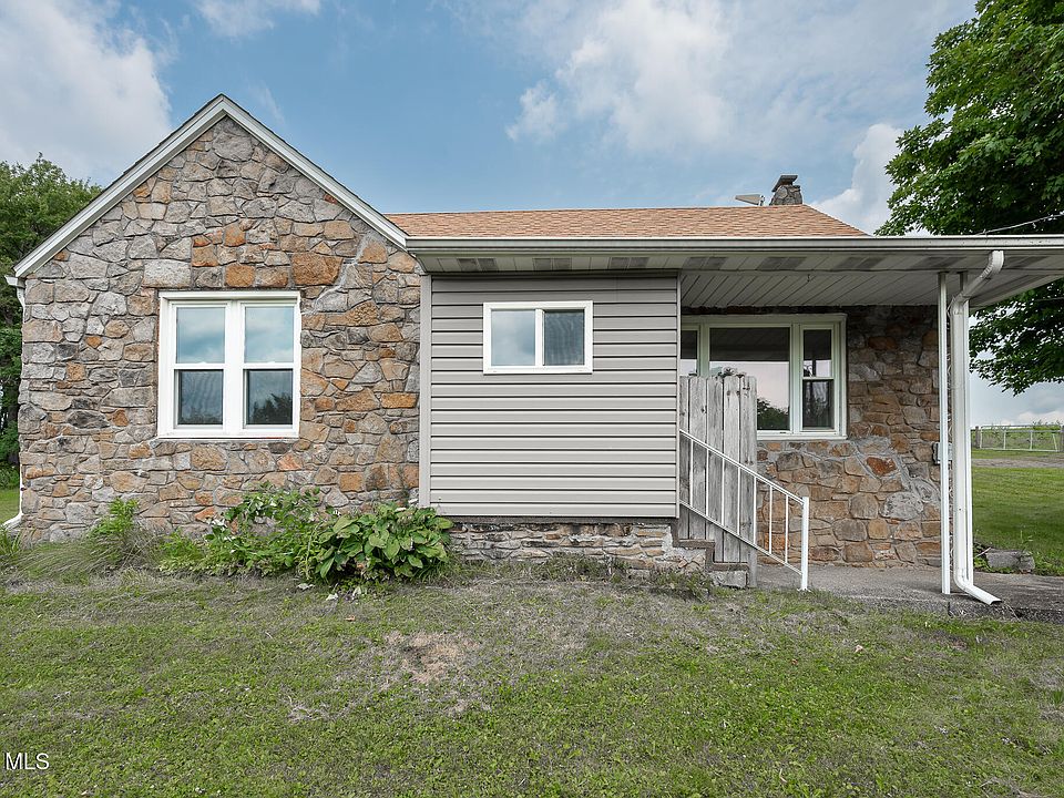 1st image of 108 Fenchak Rd