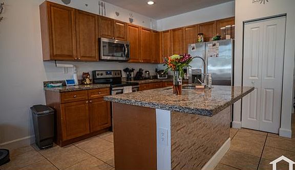 5th image of 4911 NW 55th Pl
