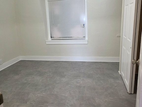 3rd image of 3446 Penn Ave Floor 1