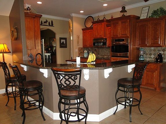 4th image of 1006 E County Road 129