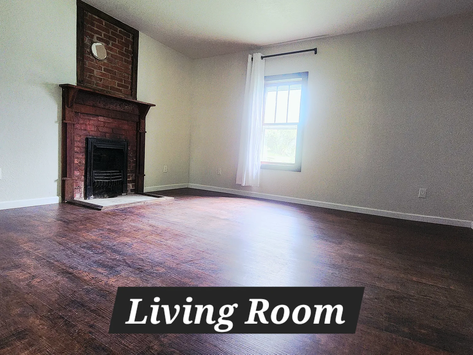 3 bed, 1.5 bath, 1000 sqft, $1,100 — Photo 2