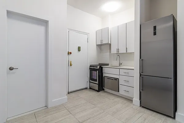 Rented by Bold New York | media 3
