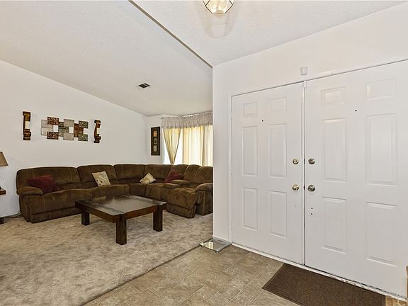 5th image of 13310 Kirkwood Dr