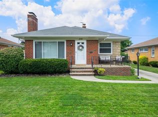 2792 Dale Ave, Rocky River, OH 44116