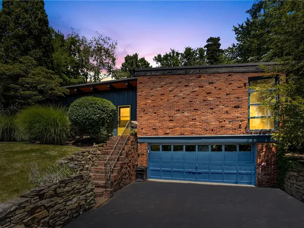 1611 Upper Saint Clair Dr, Pittsburgh, PA 15241