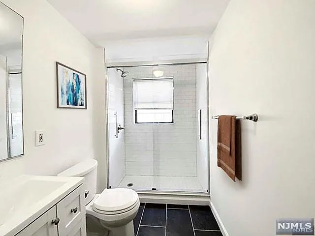 18-22 Engle St #R-18 — Photo 3