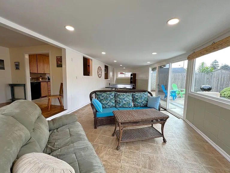 307 Del Norte Ln — Photo 18