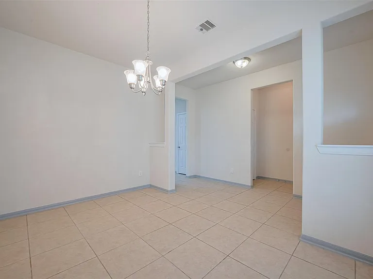 5003 Forest Moss Ct — Photo 7