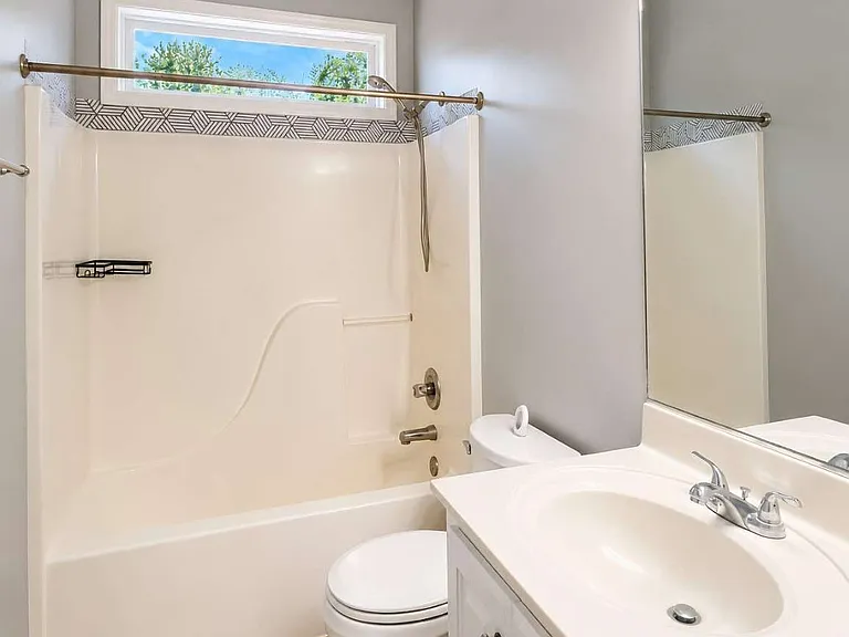 233 Austin Ryan Dr — Photo 16
