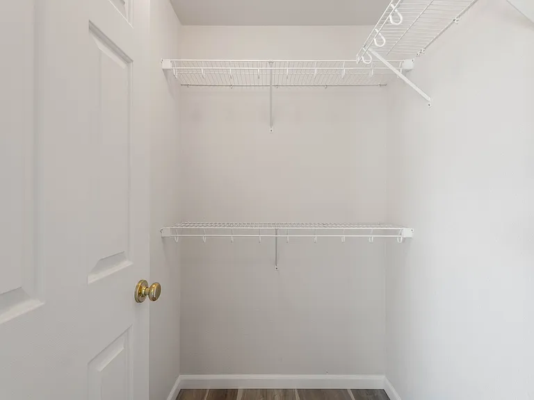 9104 Jersey Dr — Photo 26