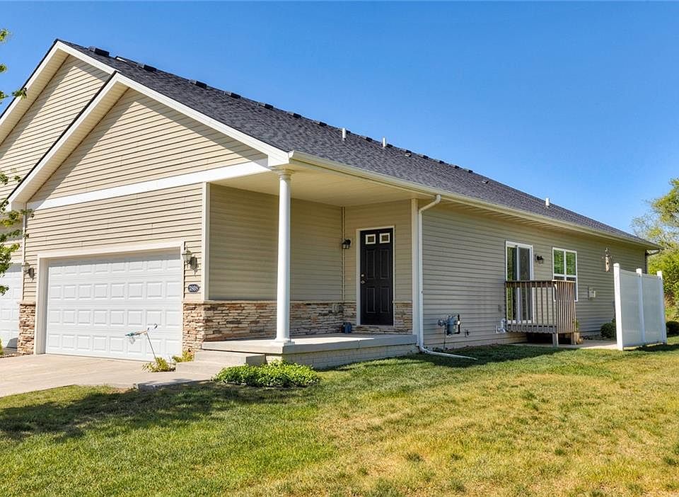 1st image of 3808 NE Marissa Ln