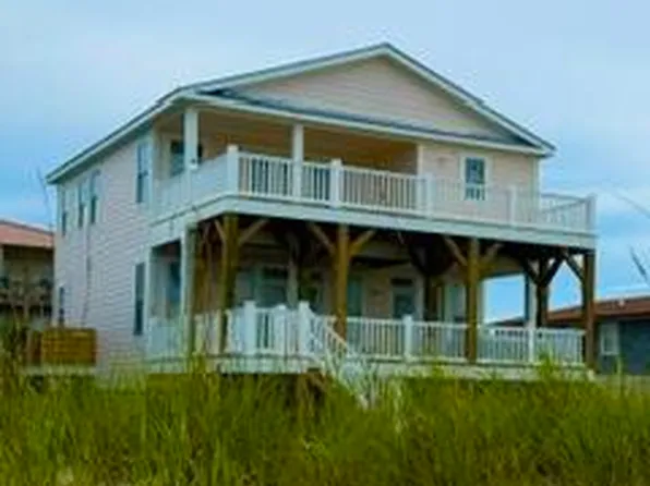 5527 E Beach Drive, Oak Island, NC 28465