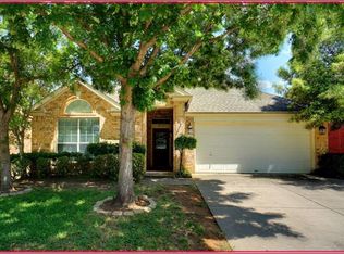 3012 Manor Green Blvd, Euless, TX 76039