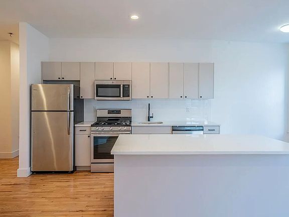 5th image of 1200 Washington St APT 4A