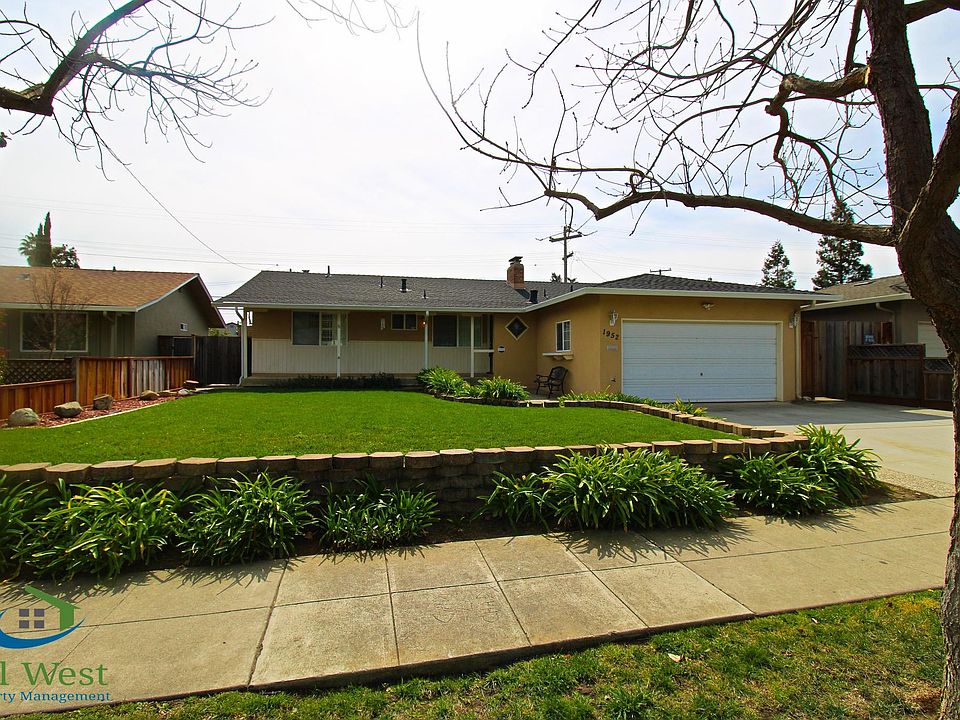 1st image of 1952 Rosswood Dr