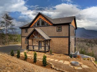 621 Big Bear Rdg, Gatlinburg, TN 37738