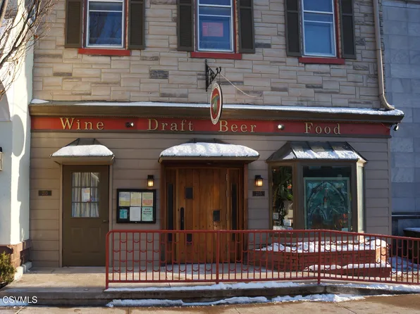 233-235 W Market St, Lewisburg, PA 17837