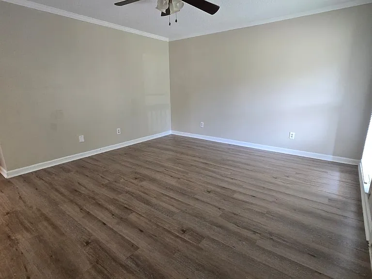 4502 Bonnell Dr NW #C — Photo 2
