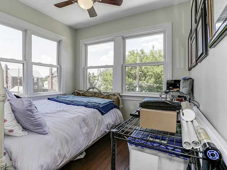 821 Tewkesbury Pl NW — Photo 32