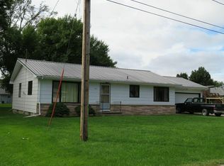 417 W Jack Frost St, Avoca, IA 51521