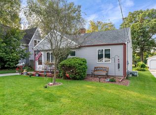 1213 Flambeau St, Manitowoc, WI 54220