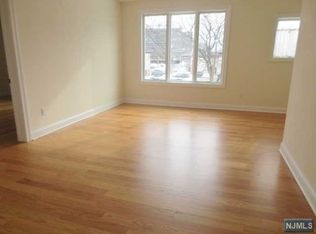2191 Edwin Ave #B, Fort Lee, NJ 07024