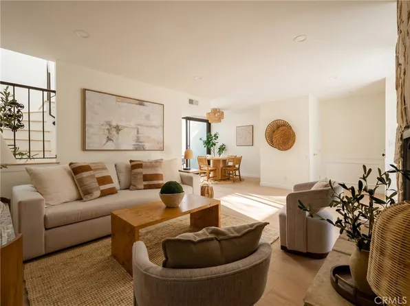 8125 Redlands St APT 109, Playa Del Rey, CA 90293