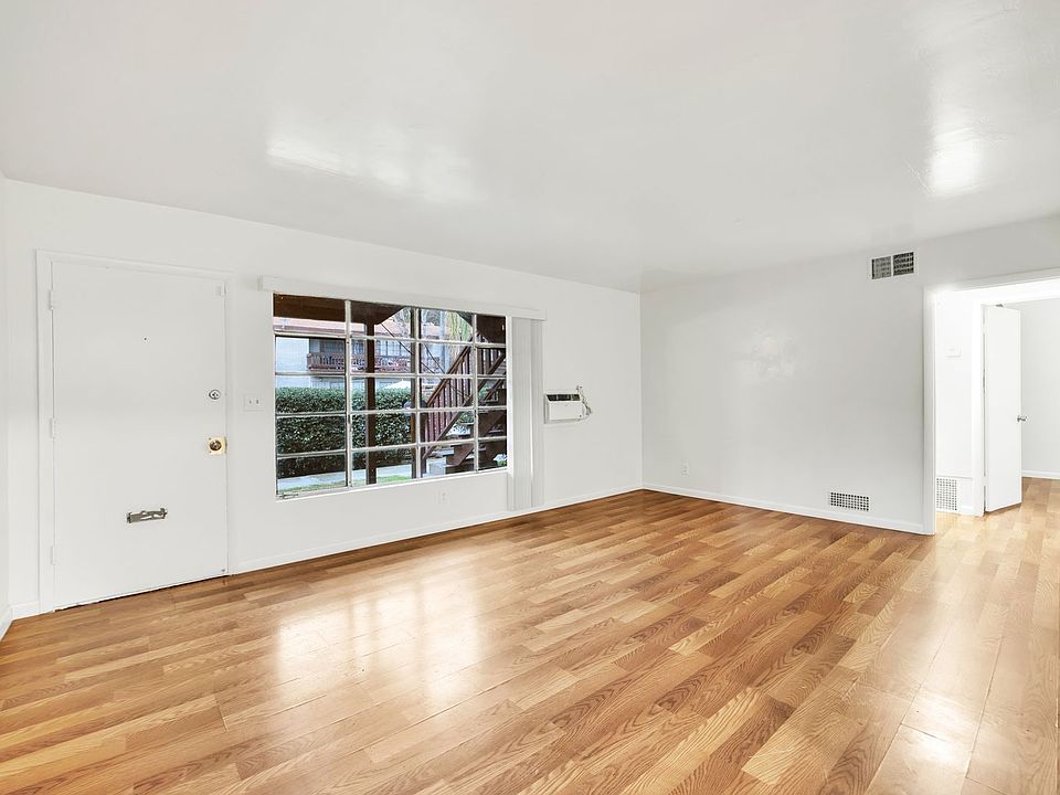 1st image of 2250 Valencia Ave #2280