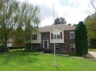 3429 N Henderson Way, Clarksville, TN 37042
