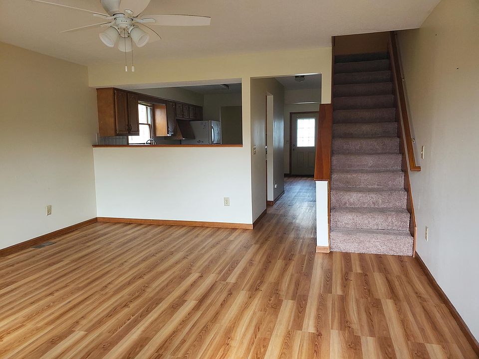 1st image of 227 Elas Ct