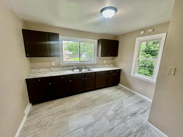 1855 W 57th Ave — Photo 2