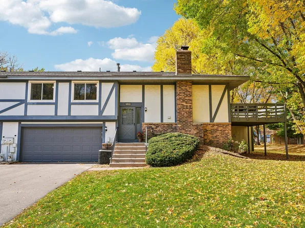 6852 Macbeth Cir, Woodbury, MN 55125