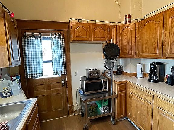 12th image of this home