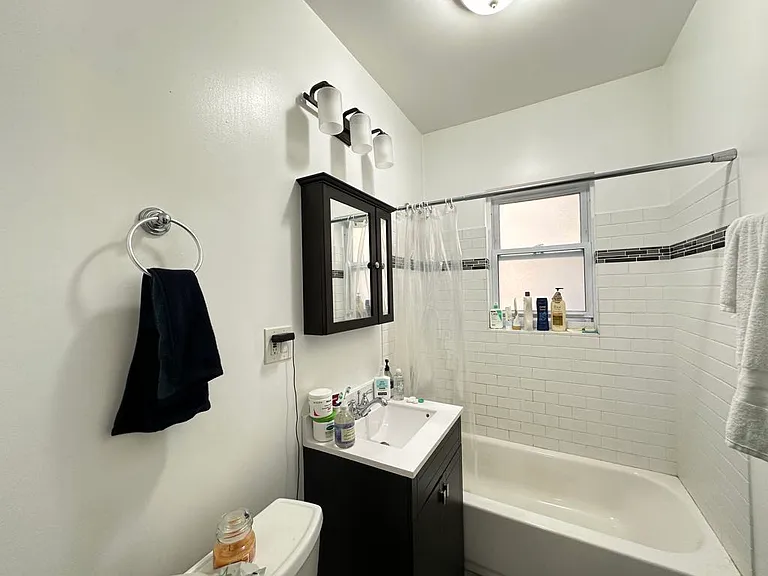 648.5 W Roscoe St #S3 — Photo 18