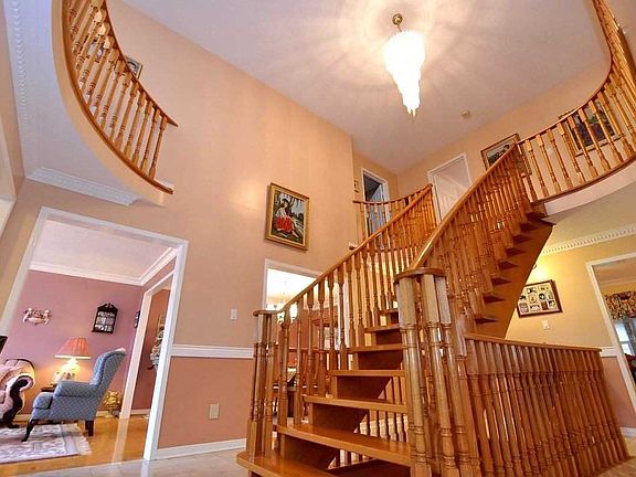 2nd image of 138 Keffer Cir
