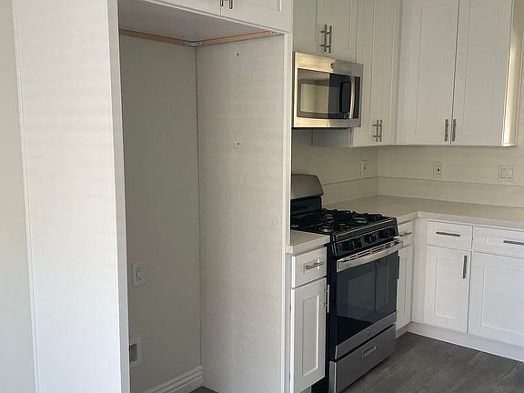 3rd image of 2250 Pamela Ln Unit A