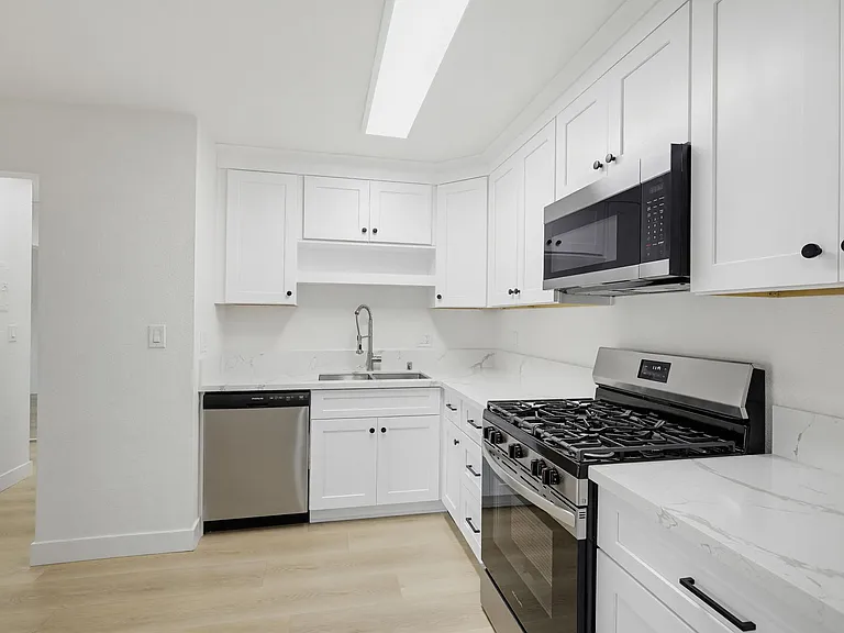 Viva Apartments — Photo 43