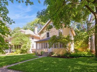 905 Colfax St, Evanston, IL 60201