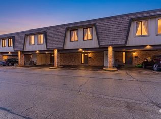 11 Cour Caravelle #11, Palos Hills, IL