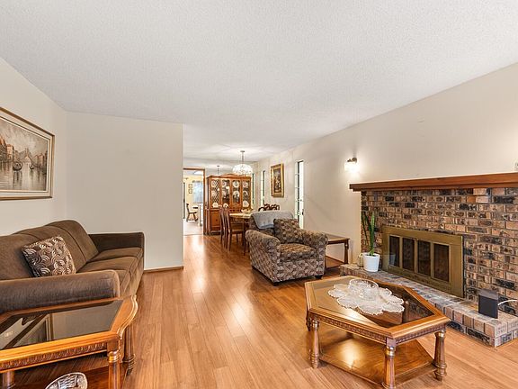 4th image of 4395 Hermitage Dr