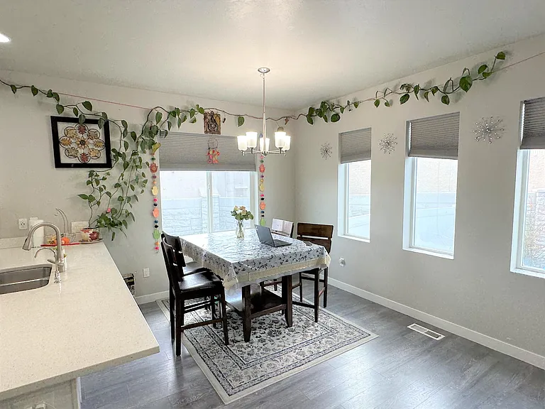 12508 S Shade Ln — Photo 4