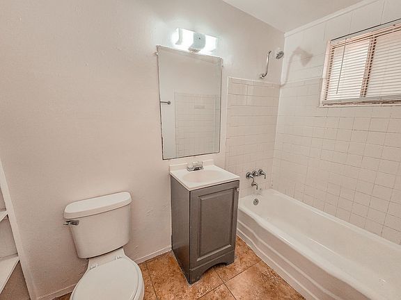 4th image of 5416 E Lee St #Lee5416-9