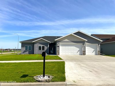 3368 45th Ave S, Grand Forks, ND, 58201
