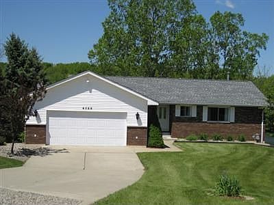1st image of 4586 Julie Ct