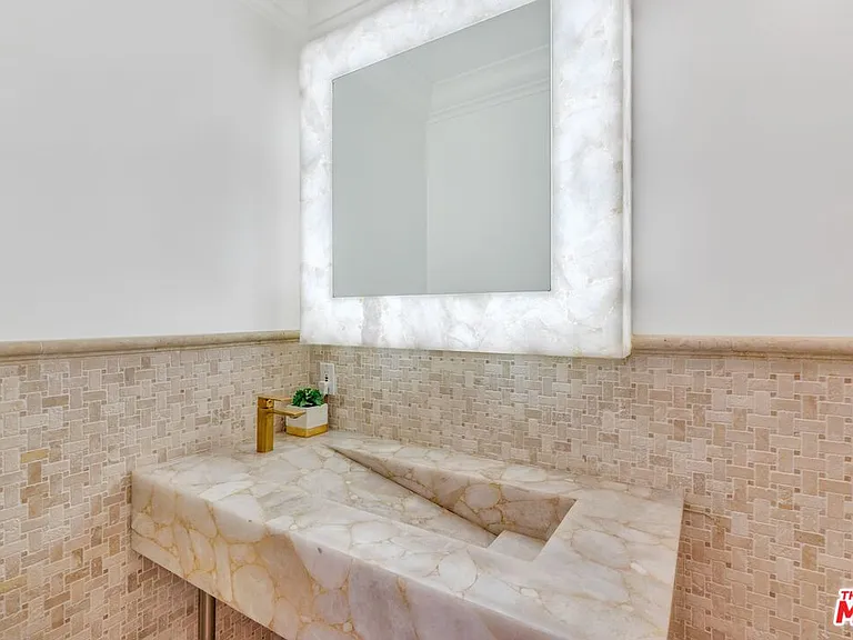2177 Summitridge Dr — Photo 21