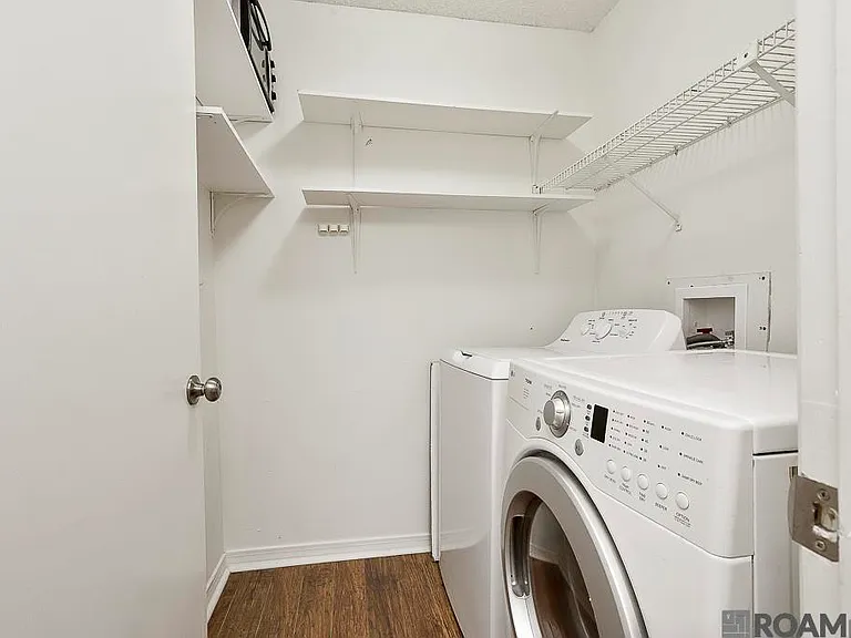 8500 Bluebonnet Blvd #22 — Photo 14