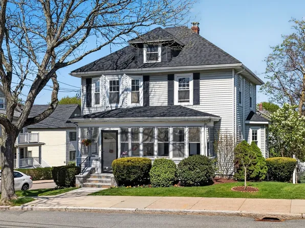33 Bateswell Rd, Dorchester, MA 02124