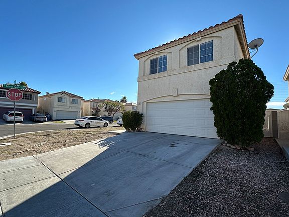 2nd image of 729 Persian Violet Ave