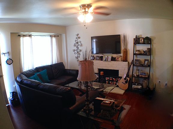 2nd image of 2732 Beatrice St