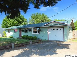 2811 Acorn St, Lebanon, OR 97355